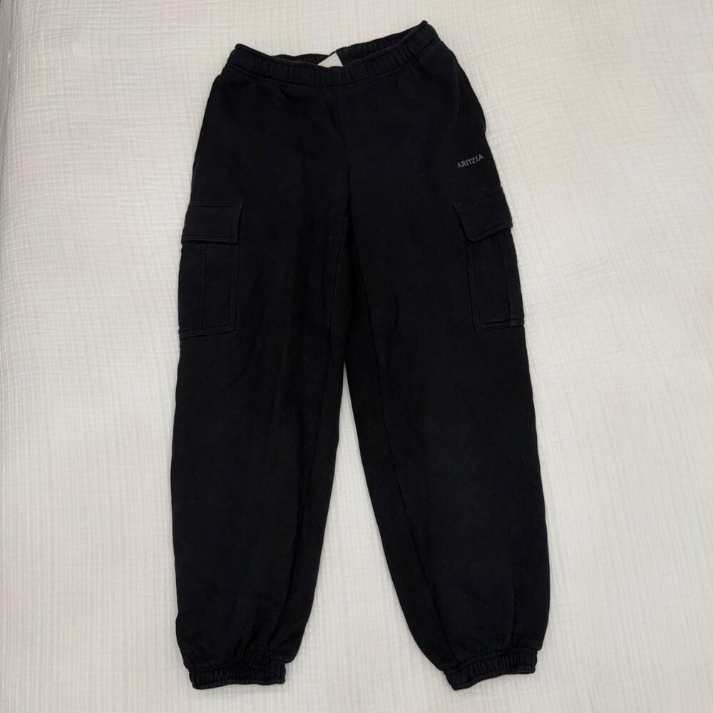Aritzia Women's Black Joggers-tracksuits